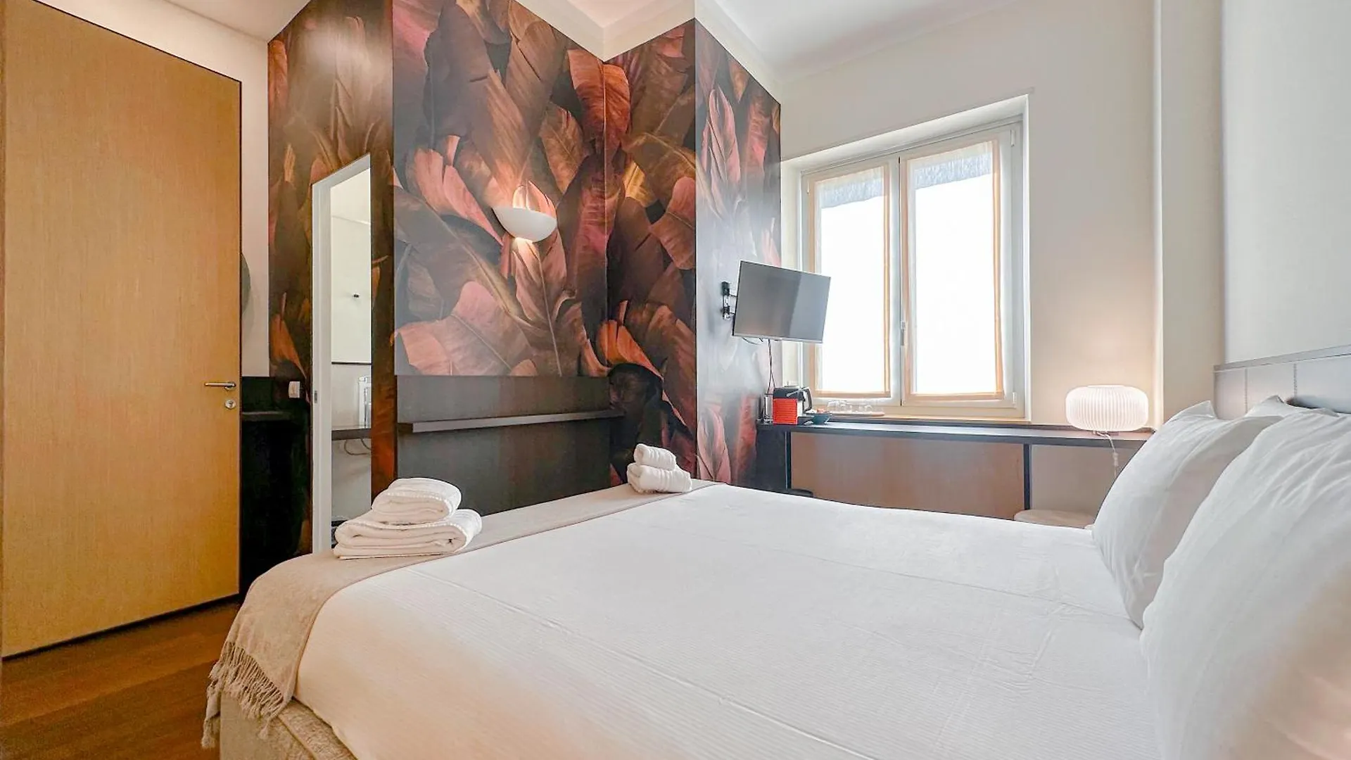 Fontana Suites - 15 Min Dal Duomo Milán