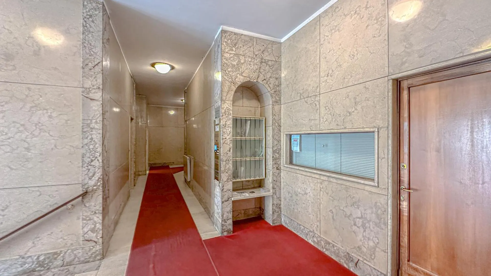 Apartamento Fontana Suites - 15 Min Dal Duomo Milán