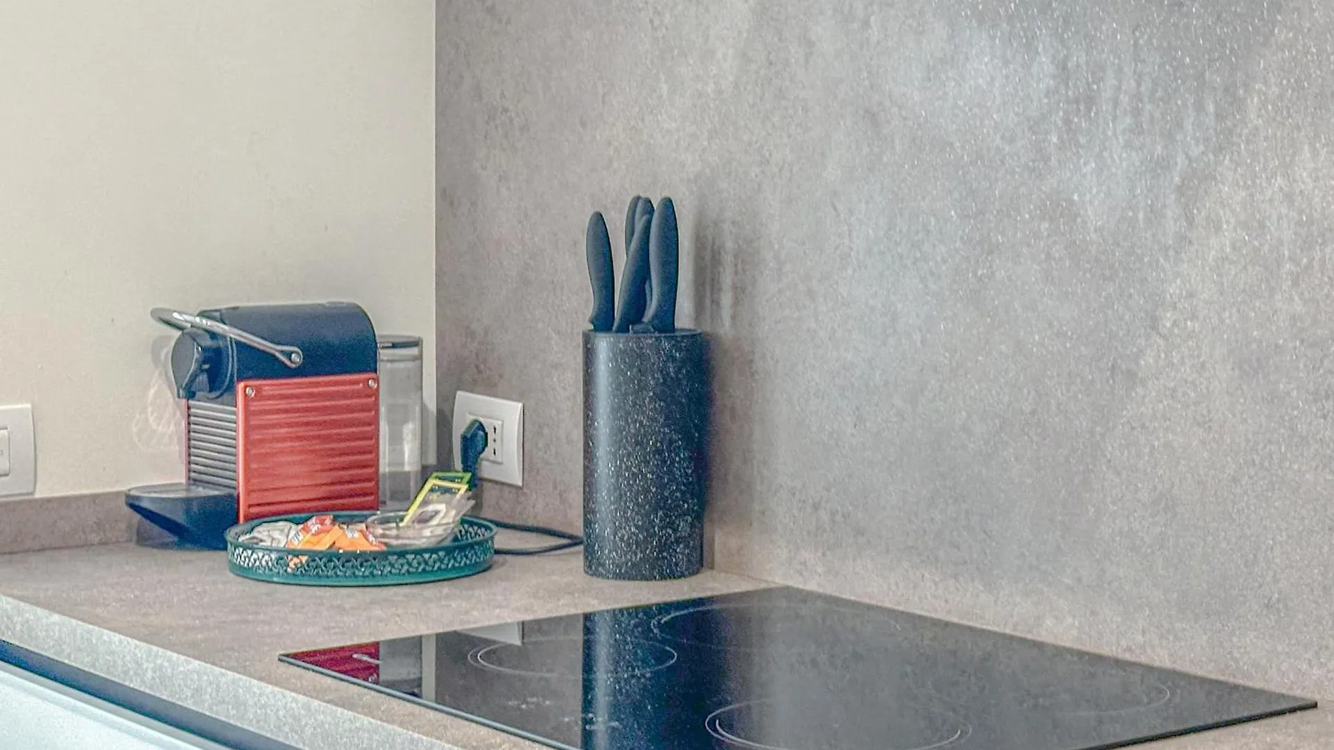 Fontana Suites - 15 Min Dal Duomo Milán Apartamento